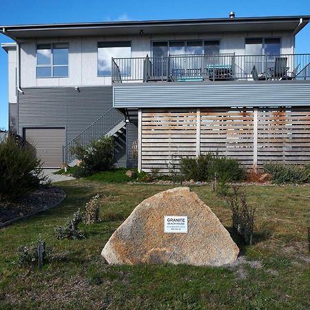 Granite Beach House @ Bay Of Fires Villa Binalong Bay Exterior photo